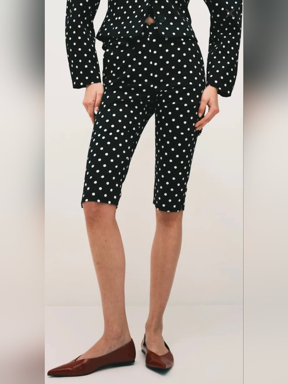 Tailored Capri Pants